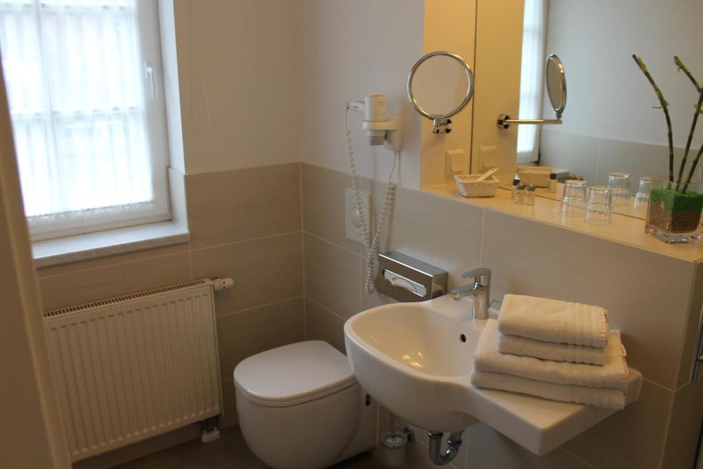 Fuerstenhof Wernigerode Garni Phòng bức ảnh